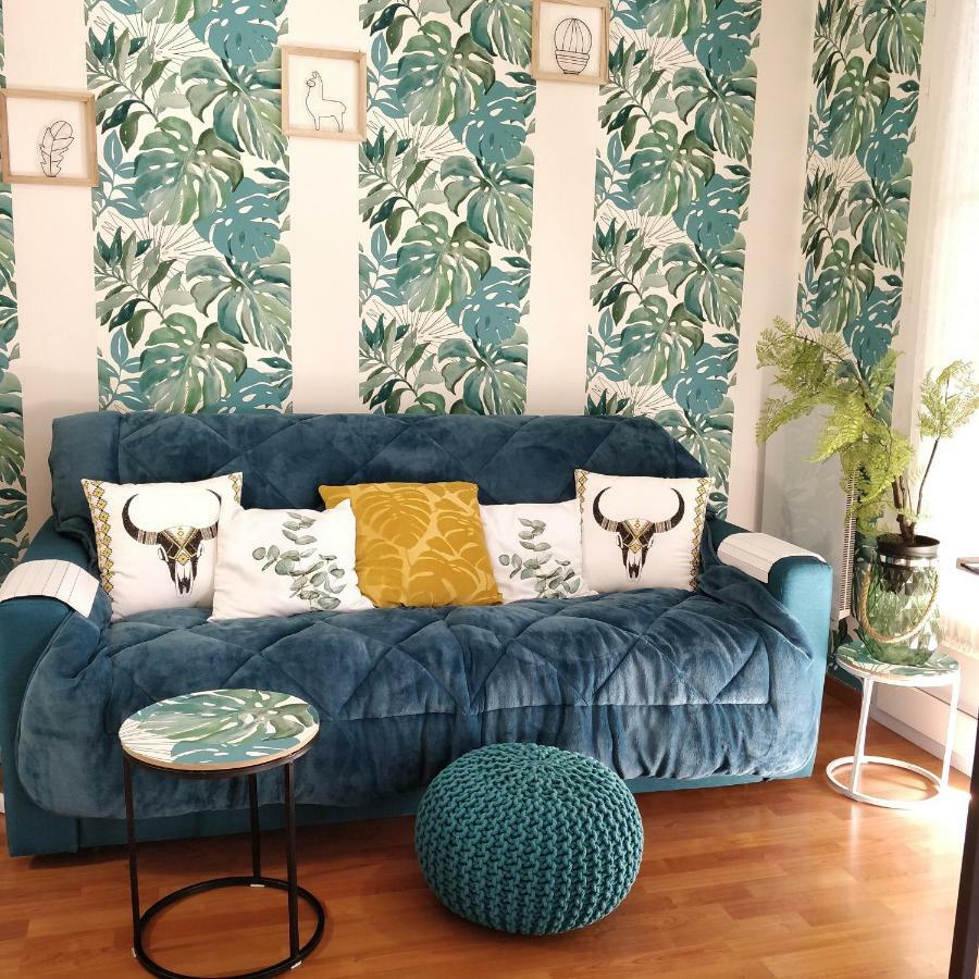 Studio Royal By Beds4Wanderlust - Place Du Marche Avec Parking Prive Fontainebleau Exteriör bild